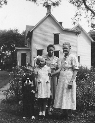 young adult Adene with family in August 1942